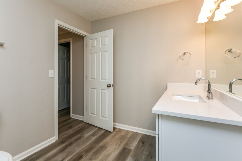 3,290/Mo, 2354 Loren Falls Ln SW Marietta, GA 30008 Bathroom View