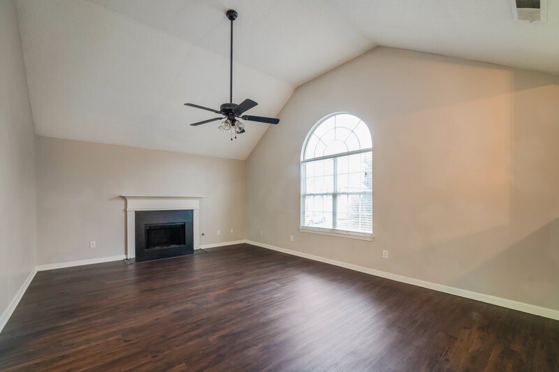 1,690/Mo, 409 Robin Hill Ln Temple, GA 30179 Living Room View