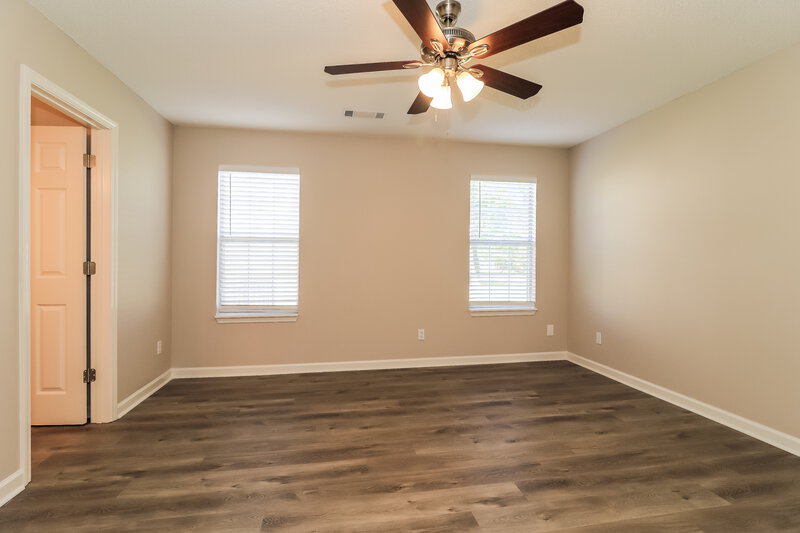 1,720/Mo, 14 Southview Dr Cartersville, GA 30121 Main Bedroom View 2