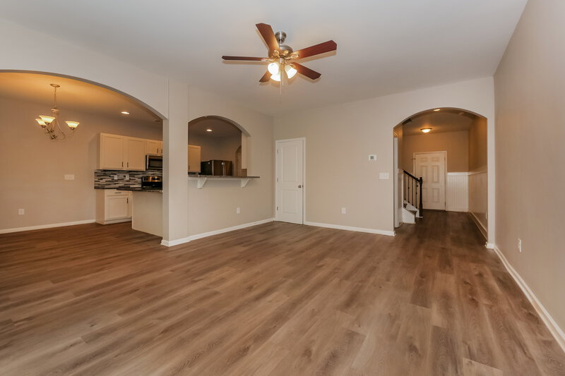 2,800/Mo, 35 Southwind Cir Newnan, GA 30265 Living Room View 2