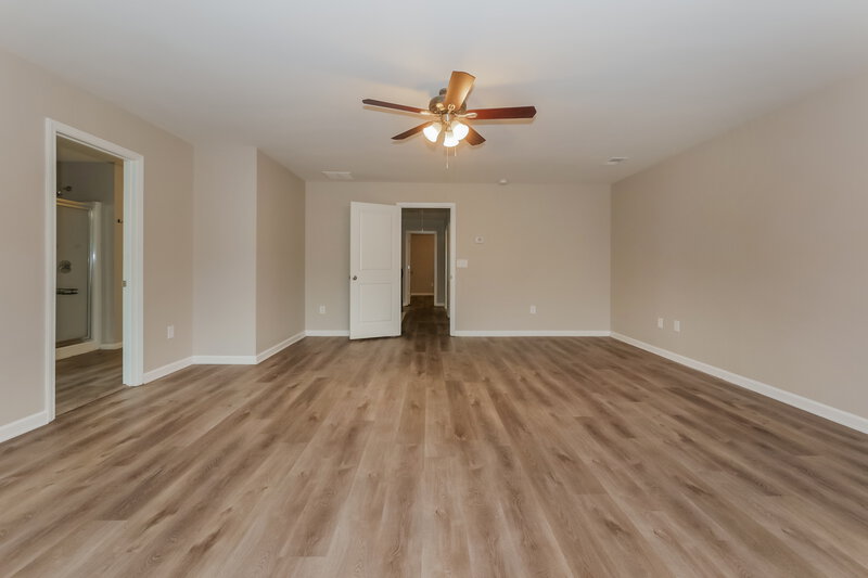 2,800/Mo, 35 Southwind Cir Newnan, GA 30265 Main Bedroom View 2