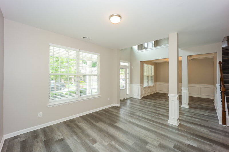 2,585/Mo, 2392 BRAELIN LOOP McDonough, GA 30253 Sitting Room View