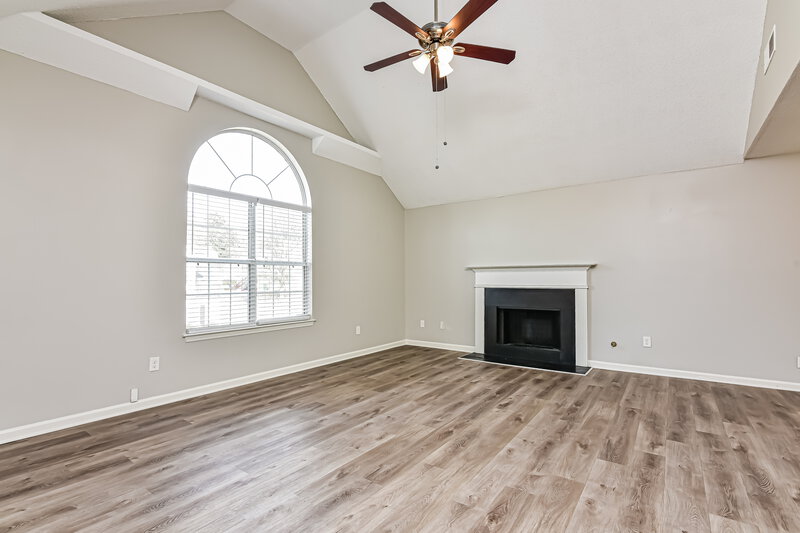1,845/Mo, 2544 Rambling Way Lithonia, GA 30058 Living Room View