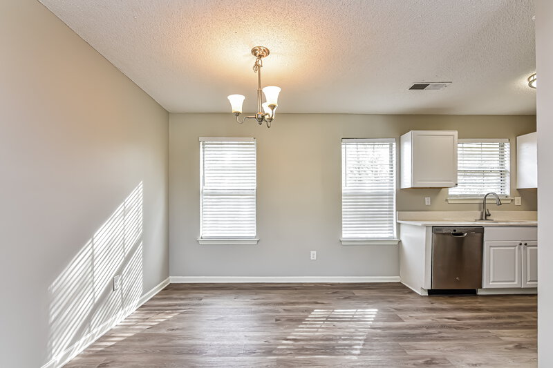 1,845/Mo, 2544 Rambling Way Lithonia, GA 30058 Dining Room View