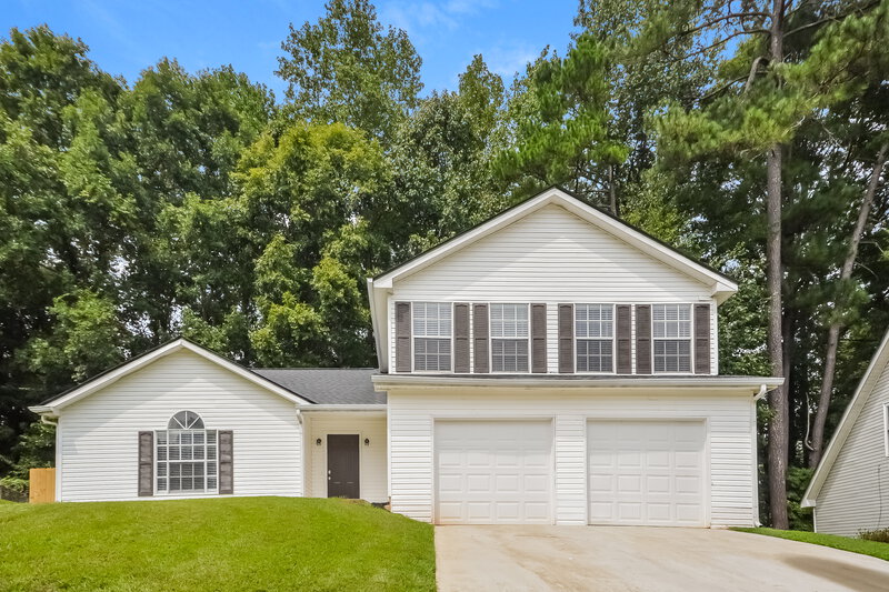 0/Mo, 6474 Rebecca Way Lithonia, GA 30058 External View