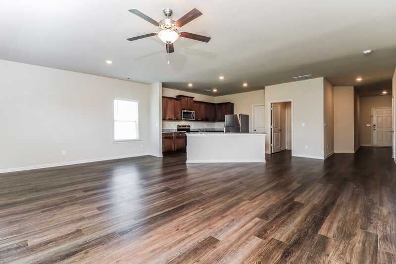 1,790/Mo, 108 Innis Brook Cir Cartersville, GA 30120 Living Room View 2