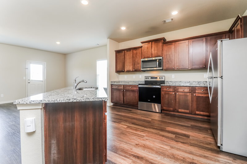 1,790/Mo, 108 Innis Brook Cir Cartersville, GA 30120 Kitchen View 3