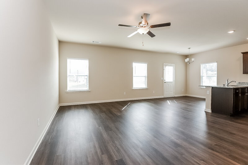 1,745/Mo, 106 Innis Brook Cir Cartersville, GA 30120 Living Room View 2
