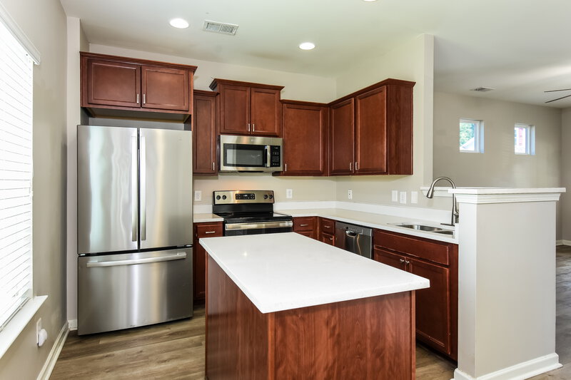 1,775/Mo, 69 Howard Ave NW Cartersville, GA 30120 Kitchen View