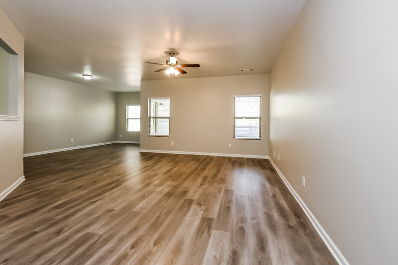 2,300/Mo, 3517 Mica Cir SE Conyers, GA 30013 Living Room View