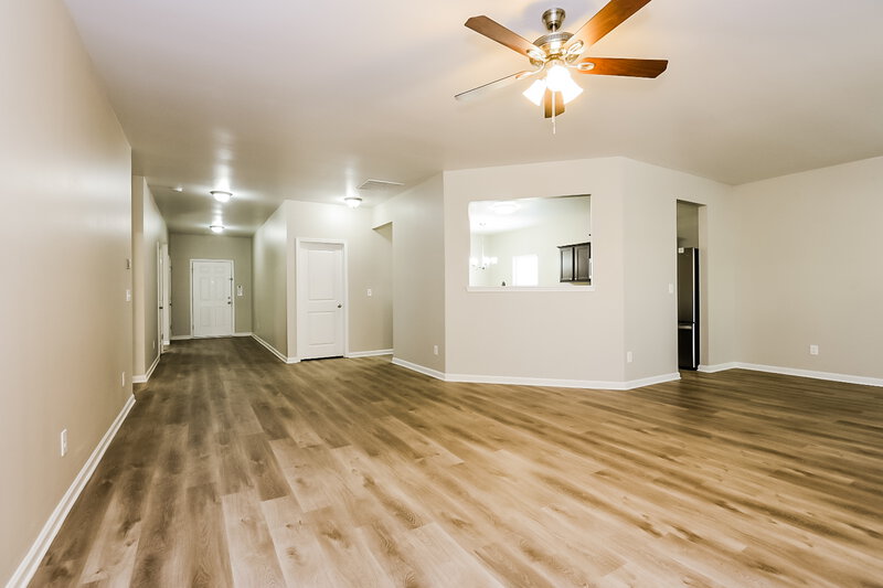 2,300/Mo, 3517 Mica Cir SE Conyers, GA 30013 Living Room View 3