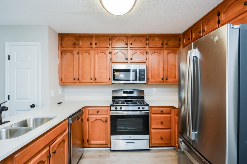 2,145/Mo, 3095 Rock Creek Dr Rex, GA 30273 Kitchen View