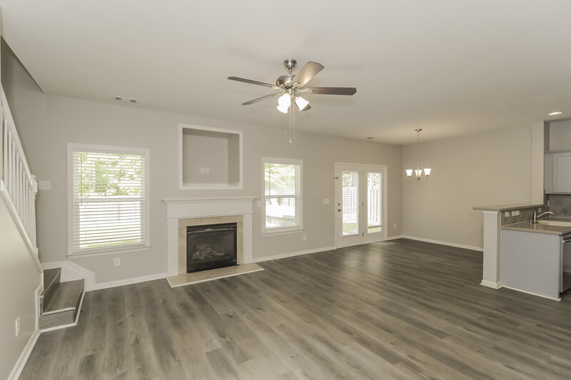 2,255/Mo, 128 Creekwood Tr Acworth, GA 30102 Living Room View 2