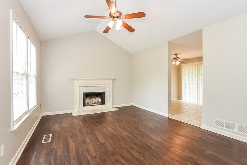 2,065/Mo, 131 Aztec Way SE Acworth, GA 30102 Living Room View 3