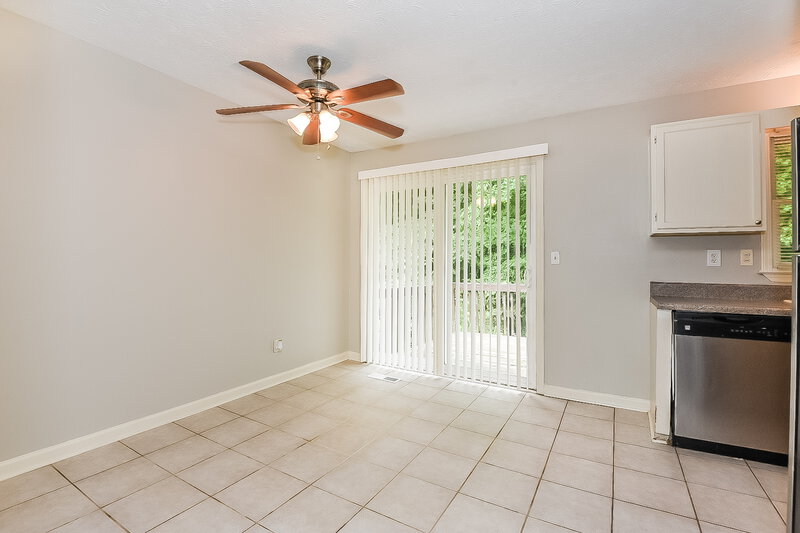 2,065/Mo, 131 Aztec Way SE Acworth, GA 30102 Dining Room View