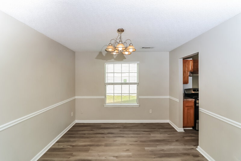 1,805/Mo, 2600 Thunder Basin Way Douglasville, GA 30135 Dining Room View