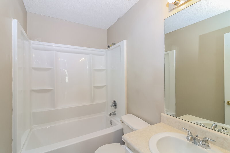 1,805/Mo, 2600 Thunder Basin Way Douglasville, GA 30135 Bathroom View