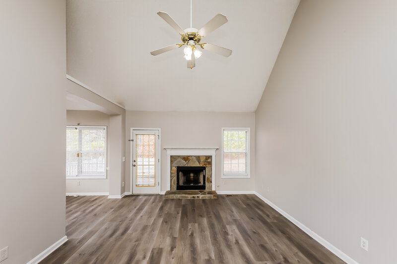 1,805/Mo, 3466 Lumpkin Ct Douglasville, GA 30134 Living Room View