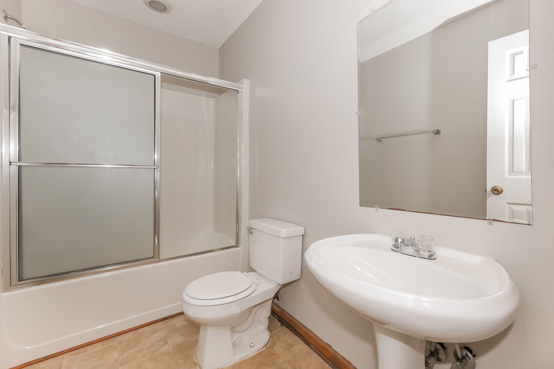 3,390/Mo, 1030 Declaration Ct McDonough, GA 30253 Bathroom View