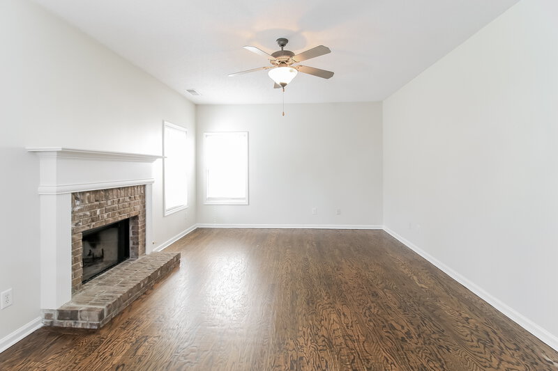 1,915/Mo, 213 Omega Ct Dallas, GA 30157 Living Room View