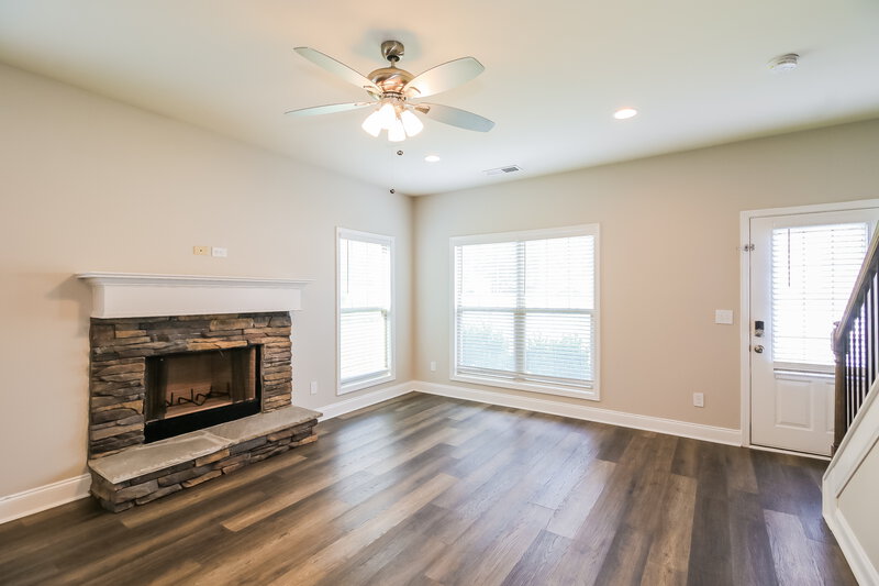 2,280/Mo, 52 Lafayettes Landing Jonesboro, GA 30238 Living Room View 2