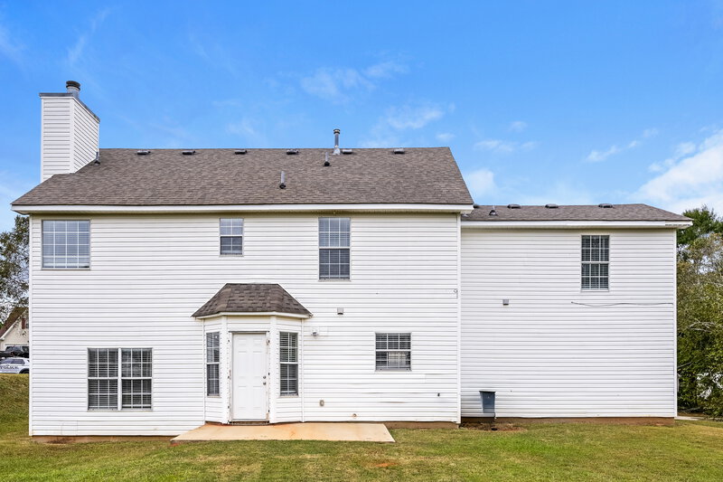 2,170/Mo, 536 Easton Dr Locust Grove, GA 30248 Rear View