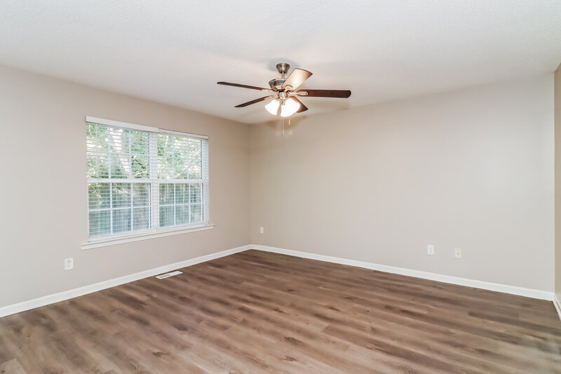 2,110/Mo, 69 Middlebrook Dr Cartersville, GA 30120 Living Room View