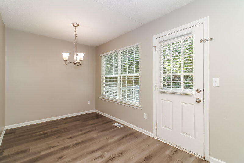 1,575/Mo, 69 Middlebrook Dr Cartersville, GA 30120 Dining Room View