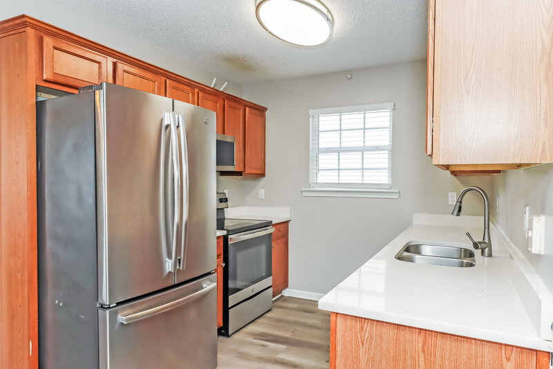 2,110/Mo, 69 Middlebrook Dr Cartersville, GA 30120 Kitchen View