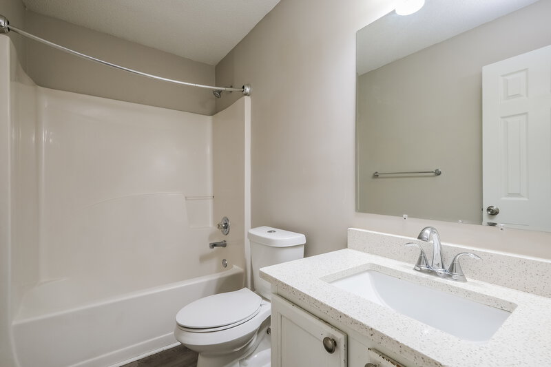 1,825/Mo, 4410 Reserve Hill Crossing Douglasville, GA 30135 Bathroom View