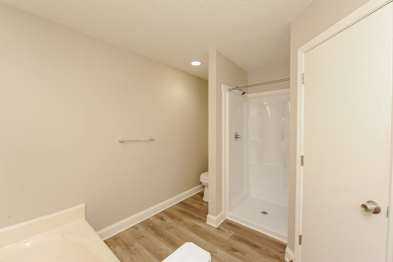1,990/Mo, 1200 Paddocks Way Powder Springs, GA 30127 Main Bathroom View