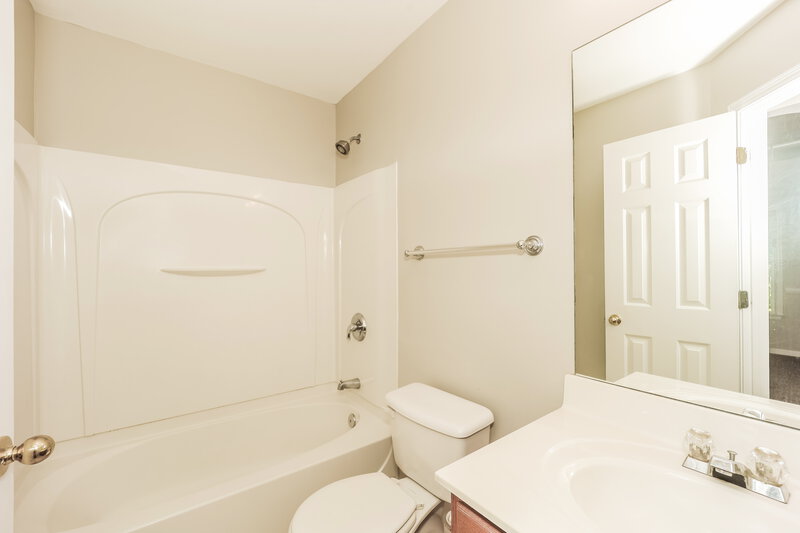3,130/Mo, 4525 River Stone Trl Douglasville, GA 30135 Bathroom View