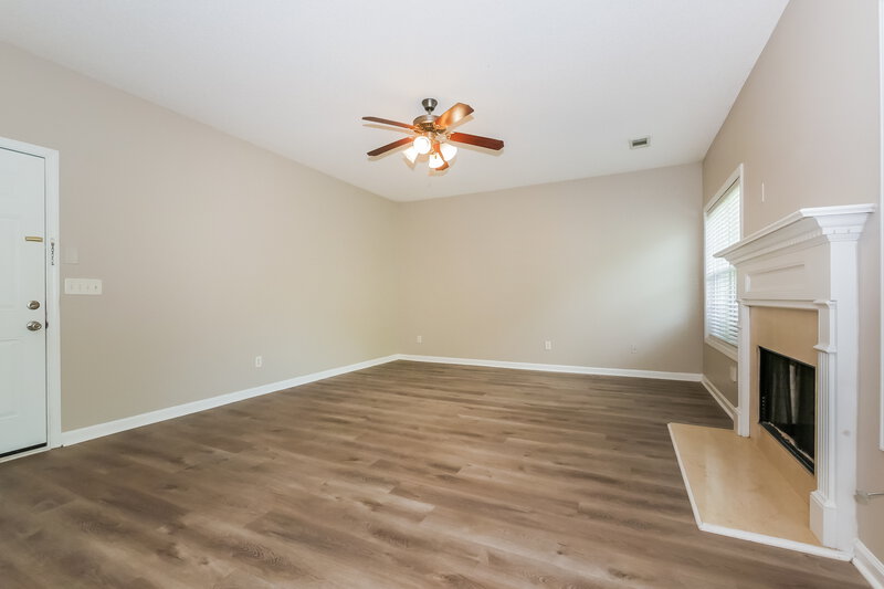 2,270/Mo, 440 The Gables Dr McDonough, GA 30253 Living Room View