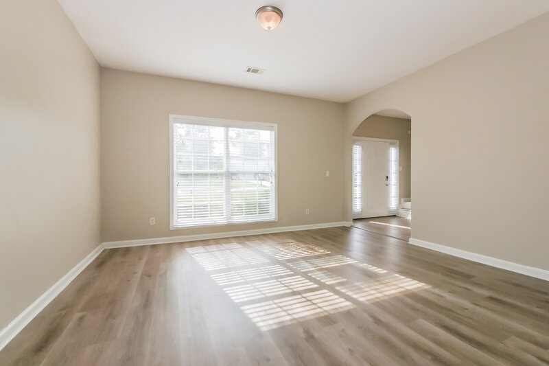 2,270/Mo, 440 The Gables Dr McDonough, GA 30253 Family Room View