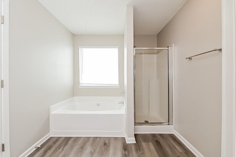 2,075/Mo, 1008 Adie Cove McDonough, GA 30253 Main Bathroom View