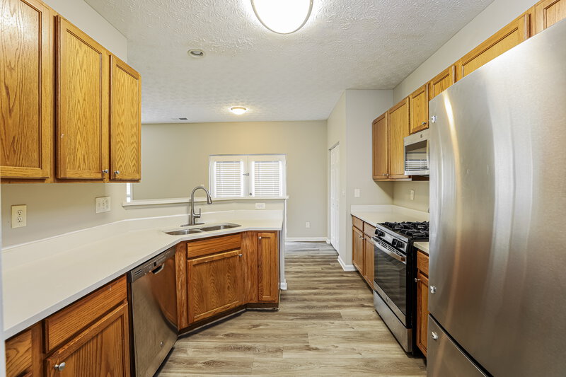 2,405/Mo, 7050 Silver Bend Overlook Austell, GA 30168 Kitchen View