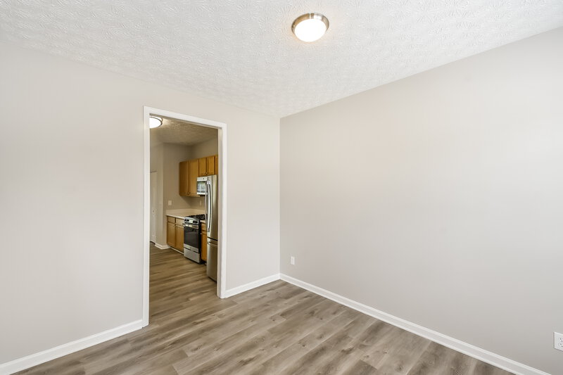 2,255/Mo, 7050 Silver Bend Overlook Austell, GA 30168 Family Room View