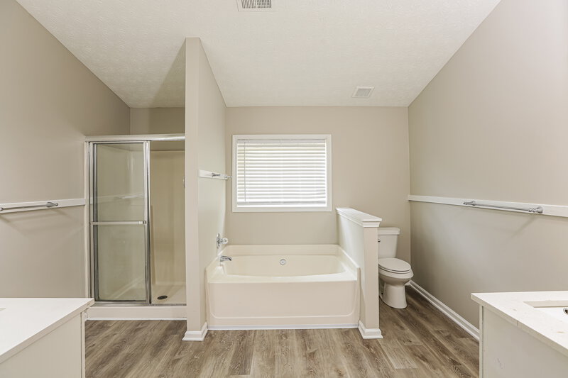 2,405/Mo, 7050 Silver Bend Overlook Austell, GA 30168 Main Bathroom View 2