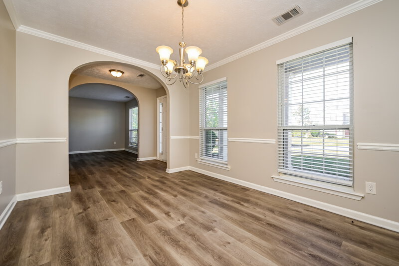 2,500/Mo, 413 Grove Park Dr Locust Grove, GA 30248 Dining Room View