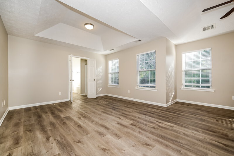 2,500/Mo, 413 Grove Park Dr Locust Grove, GA 30248 Main Bedroom View