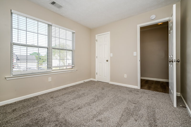 2,500/Mo, 413 Grove Park Dr Locust Grove, GA 30248 Bedroom View 3