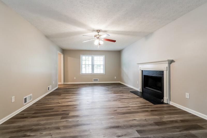 1,765/Mo, 4085 Winchester Way Loganville, GA 30052 Living Room View