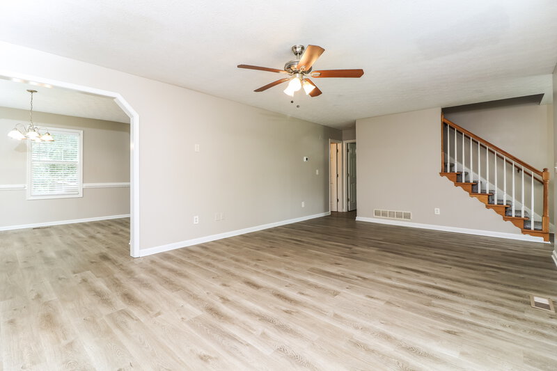 1,985/Mo, 565 Bridge Grv Douglasville, GA 30134 Living Room View 2
