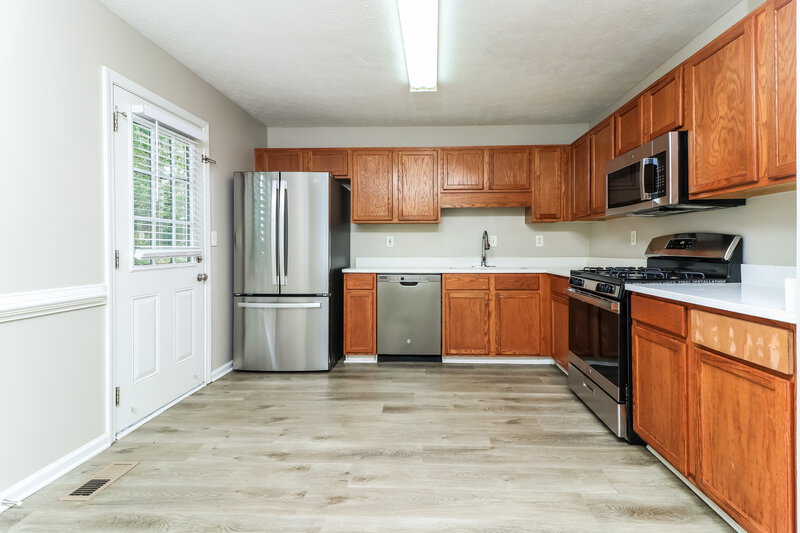 1,985/Mo, 565 Bridge Grv Douglasville, GA 30134 Kitchen View