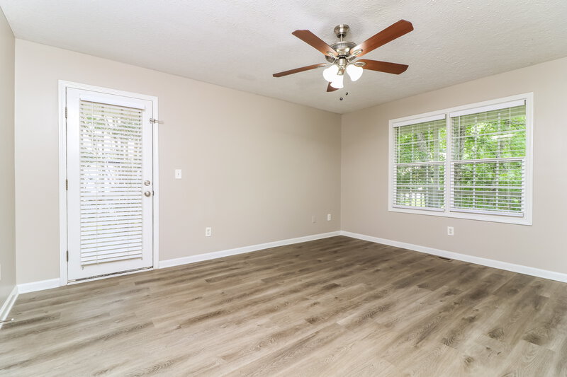 1,985/Mo, 565 Bridge Grv Douglasville, GA 30134 Main Bedroom View