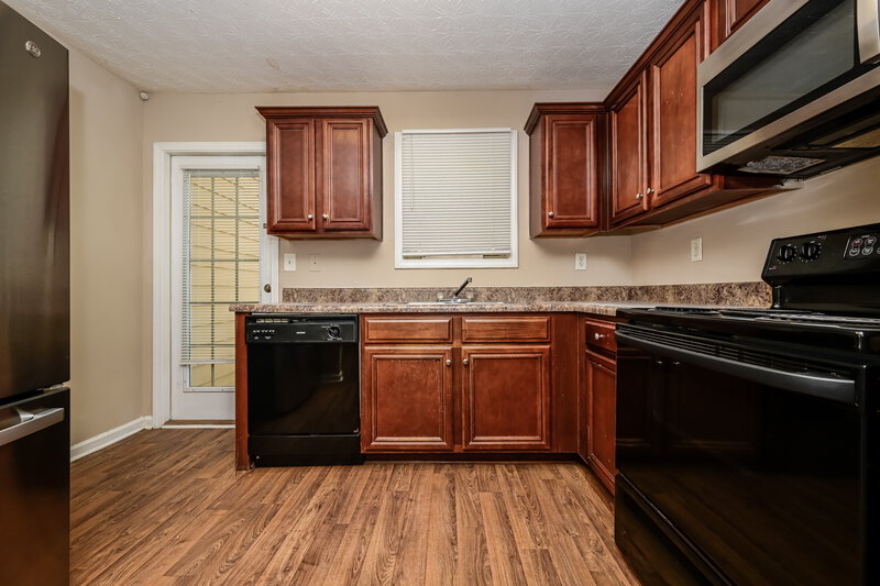 1,710/Mo, 1053 Wedgewood Ct Conyers, GA 30012 Kitchen View