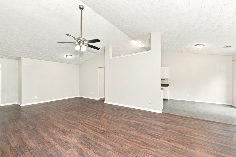1,965/Mo, 2330 Glen Chase Ln Lawrenceville, GA 30044 Living Room View 2
