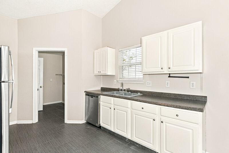 1,965/Mo, 2330 Glen Chase Ln Lawrenceville, GA 30044 Kitchen View