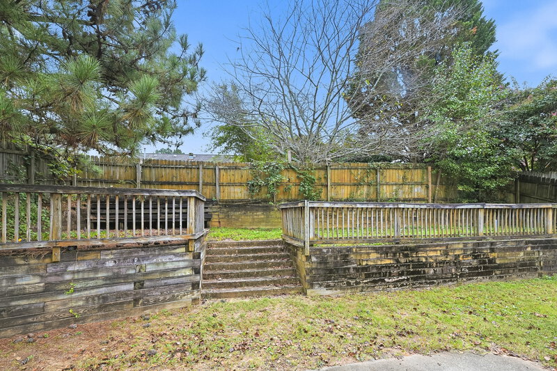 1,965/Mo, 2330 Glen Chase Ln Lawrenceville, GA 30044 Backyard View