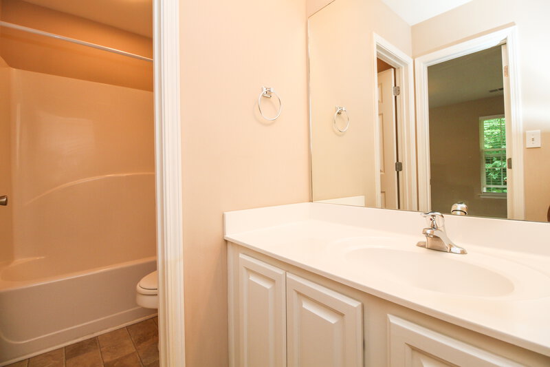 1,855/Mo, 2691 Trellis Oaks Ct SW Marietta, GA 30060 Bathroom View